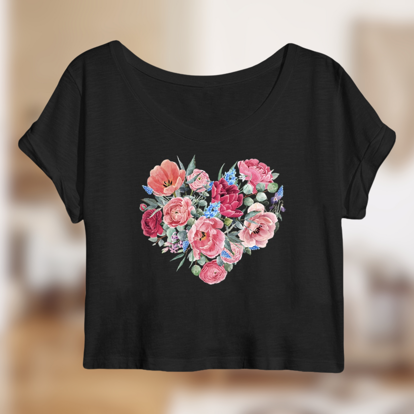 Crop top Femme “Floral” – Le cœur fleuri de l’été🌸💕