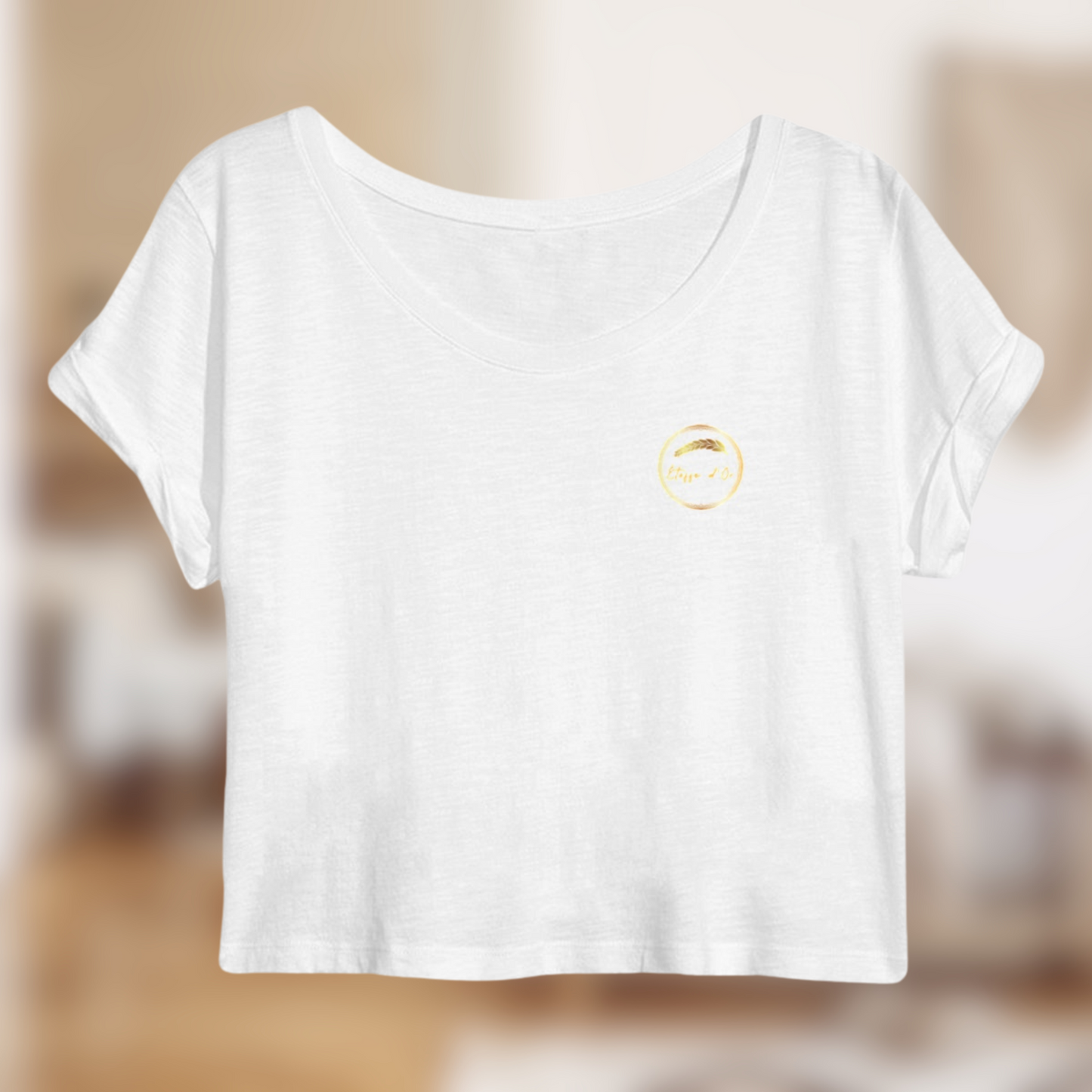 Crop Top Femme “Étoffe d’Or” – Minimalisme doré, attitude affirmée🌞💛
